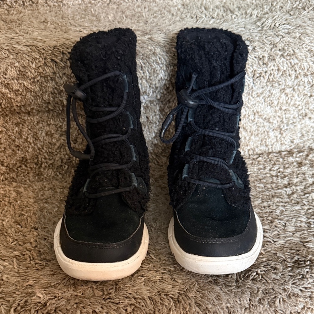 Black Fuzzy Lace-Up Boots